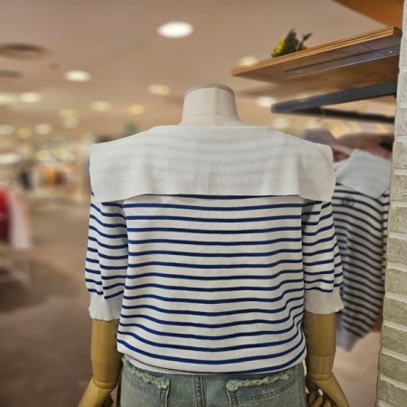 LCV 자수 스웨터