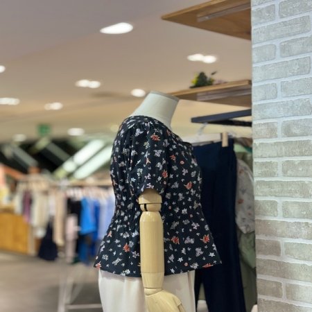 허리 스모킹 블라우스