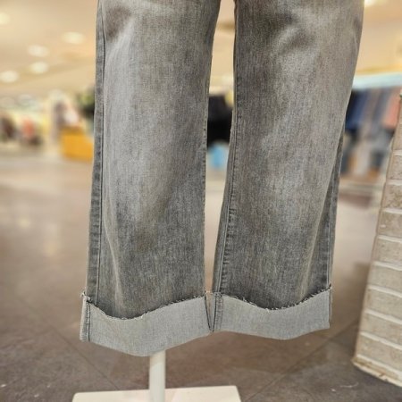 밑단 데끼 데님 팬츠