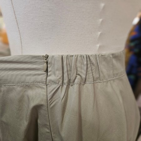 절개 트임 스커트