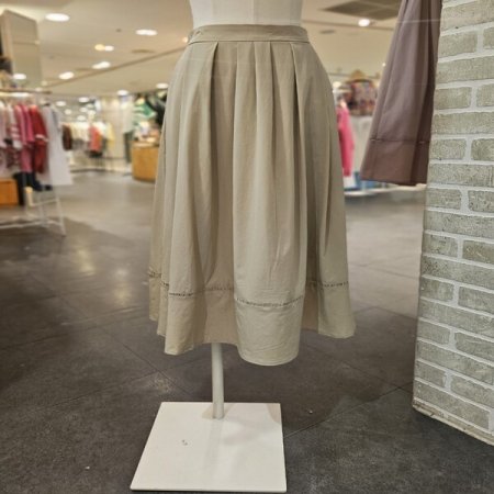 주름 플레어 스커트