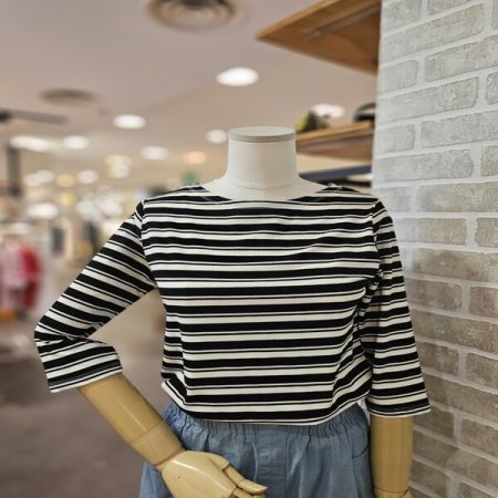 스트라이프 7부 티셔츠