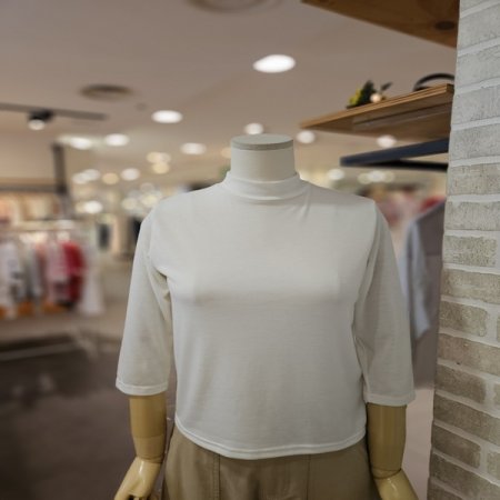 24 반폴라 티셔츠