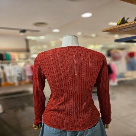 펀칭 자수 가디건