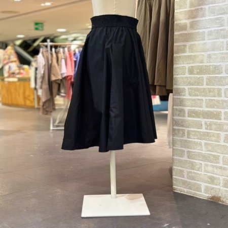 허리 스모킹 플레어 스커트