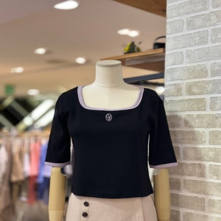 그로브 라인 배색 티셔츠