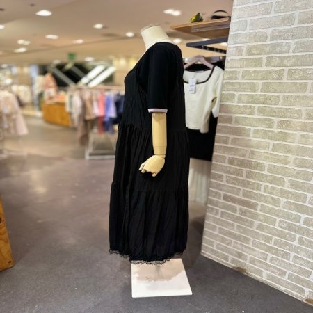 밑단 레이스 뷔스티에 원피스