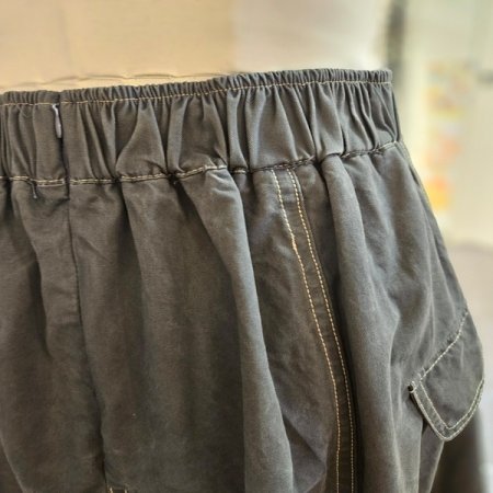 워싱 아웃 포켓 플레어 스커트