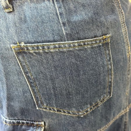 절개 스티치 데님 스커트