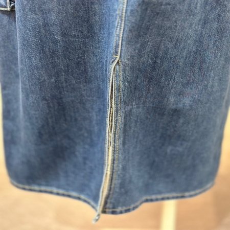 절개 스티치 데님 스커트