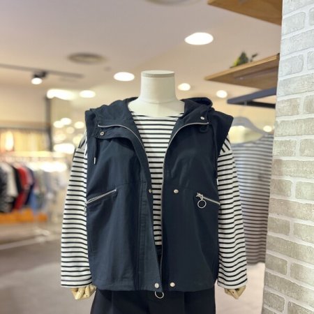 사선 지퍼 베스트