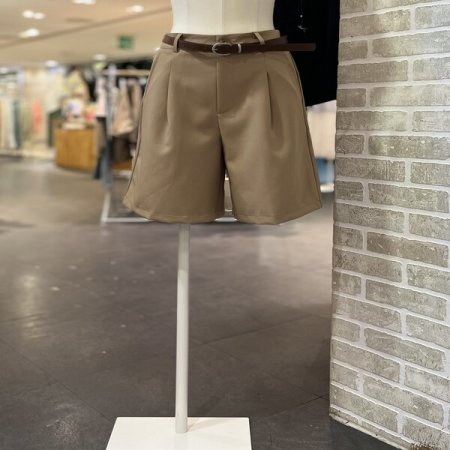 벨트 터크 숏 팬츠