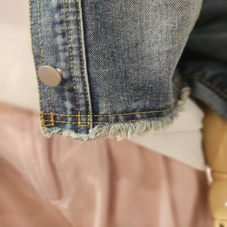 밑단 데끼 워싱 데님 자켓