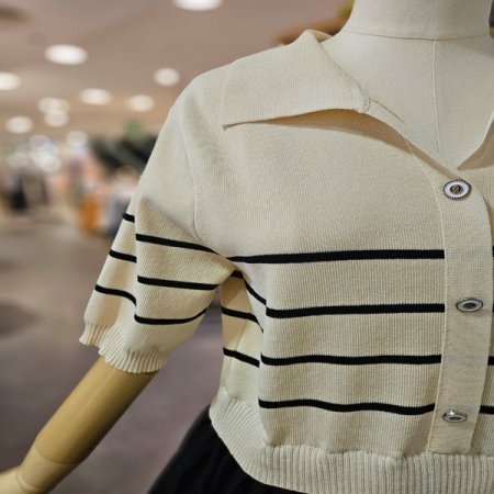 니트 배색 버튼 원피스