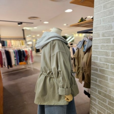 후드 배색 점퍼