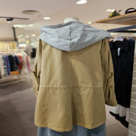 후드 배색 점퍼