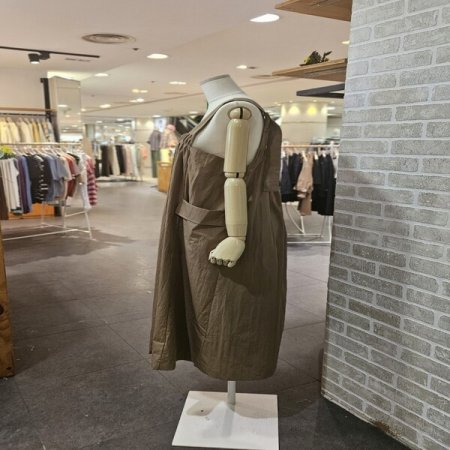 뷔스티에 스퀘어넥 원피스