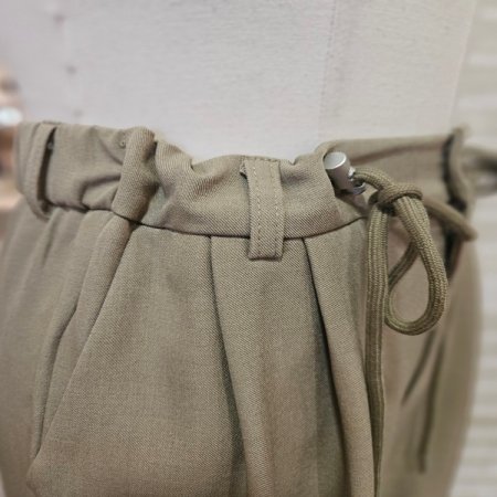 터크 아웃 포켓 팬츠