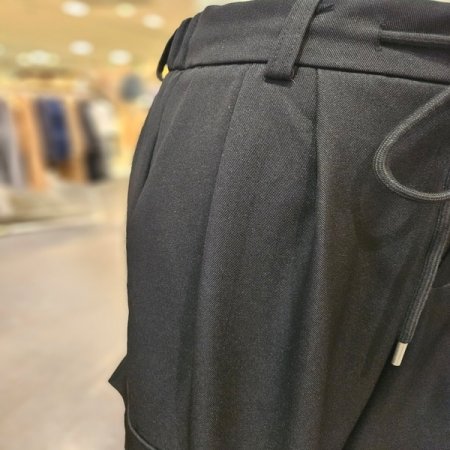 터크 아웃 포켓 팬츠