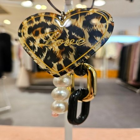 하트 레오파드 진주 키링