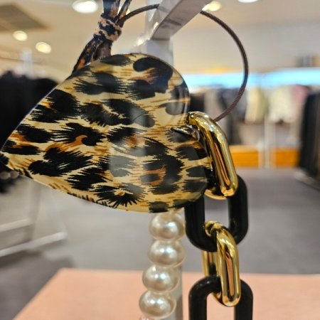 하트 레오파드 진주 키링