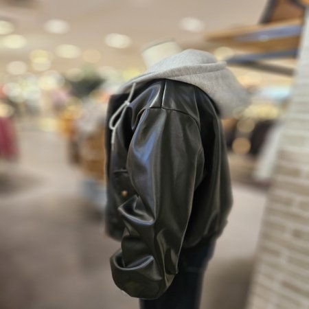 후드 인조 가죽 점퍼