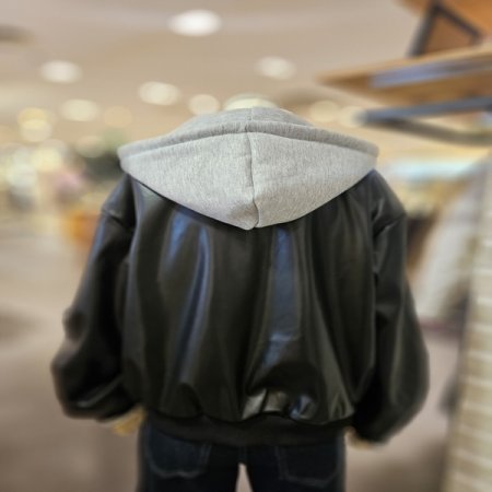 후드 인조 가죽 점퍼