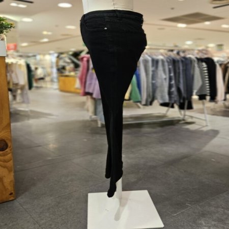 밑단 언발 부츠컷 데님 팬츠