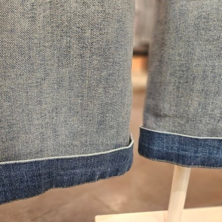 밑단 커프스 배색 9부 데님 팬츠