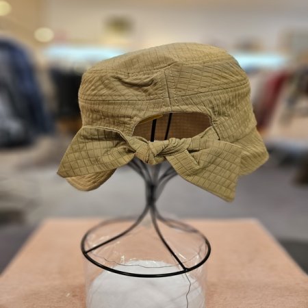 뒷 리본 벙거지