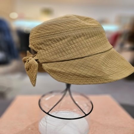 뒷 리본 벙거지