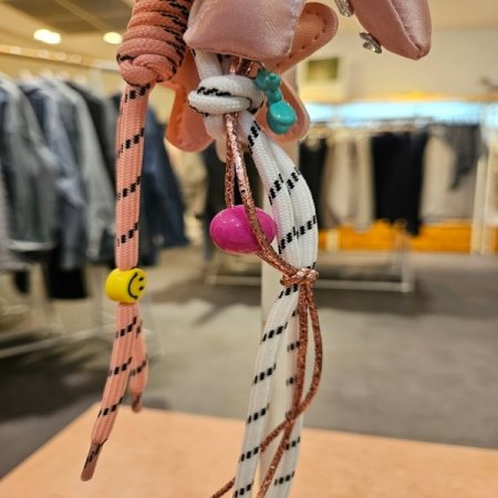 큐빅 리본 스트랩 키링