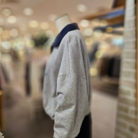 카라 배색 맨투맨 티셔츠