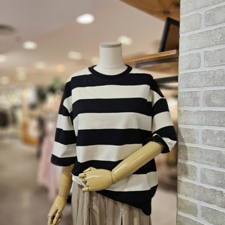 와이드 단가라 반팔 티셔츠