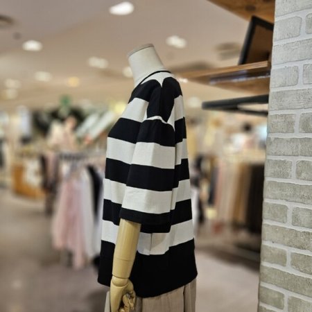 와이드 단가라 반팔 티셔츠