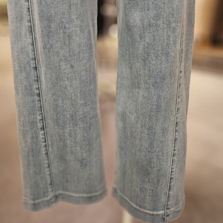 뒤 절개 세미 와이드 데님 팬츠