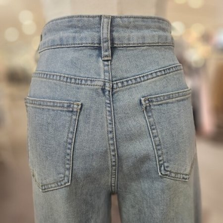 앞 절개 스트레이트핏 데님 팬츠