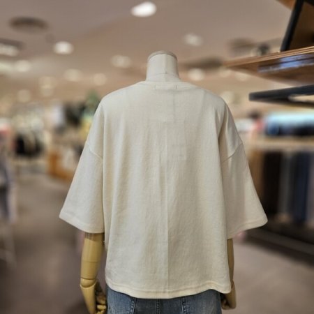 고무 자수 크롭 티셔츠