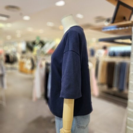 고무 자수 크롭 티셔츠