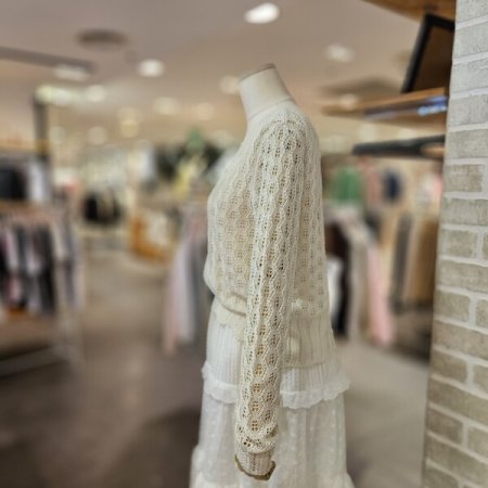 멀티 크로쉐 풀 오버 니트