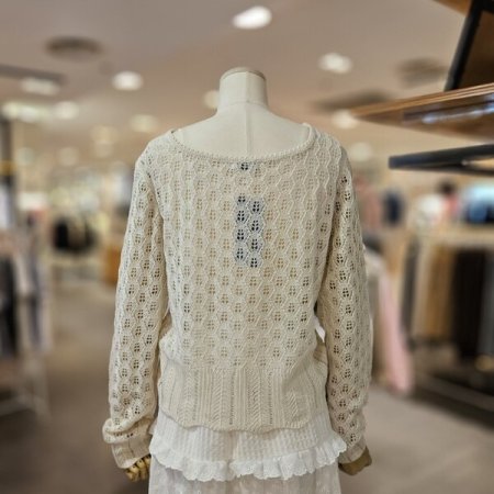 멀티 크로쉐 풀 오버 니트