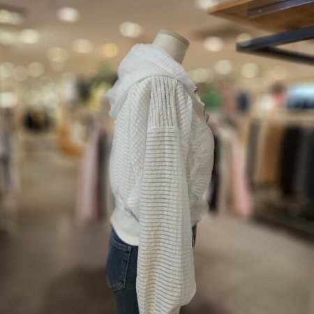 시스루 크롭 바람막이 점퍼