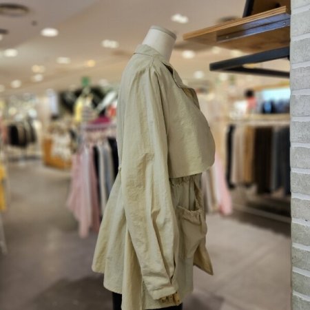 허리 스트링 바람막이 점퍼