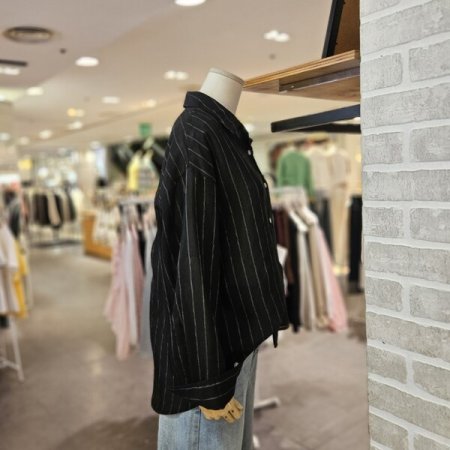 뒤 꼬임 스트라이프 남방