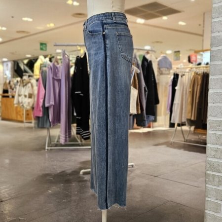 라인 워싱 일자 데님 팬츠