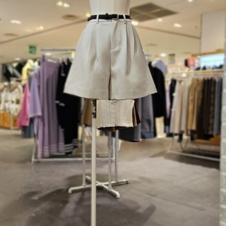 벨티드 투턱 5부 팬츠