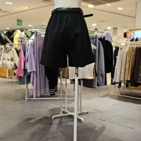 벨티드 투턱 5부 팬츠