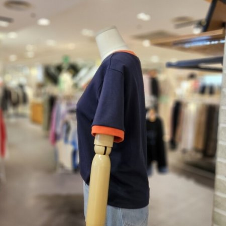 실켓 배색 반팔 티셔츠