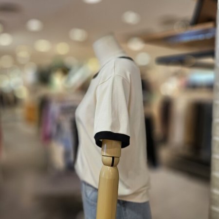 실켓 배색 반팔 티셔츠