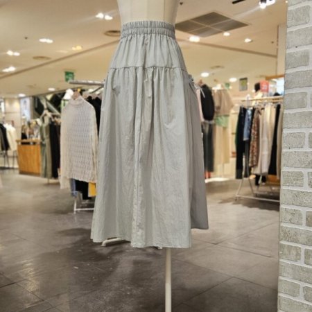 리본 포켓 플레어 스커트